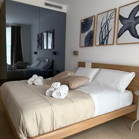 Santa Rosalia Suites Palermo Bagian luar foto