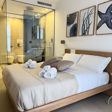 Santa Rosalia Suites Palermo Bagian luar foto