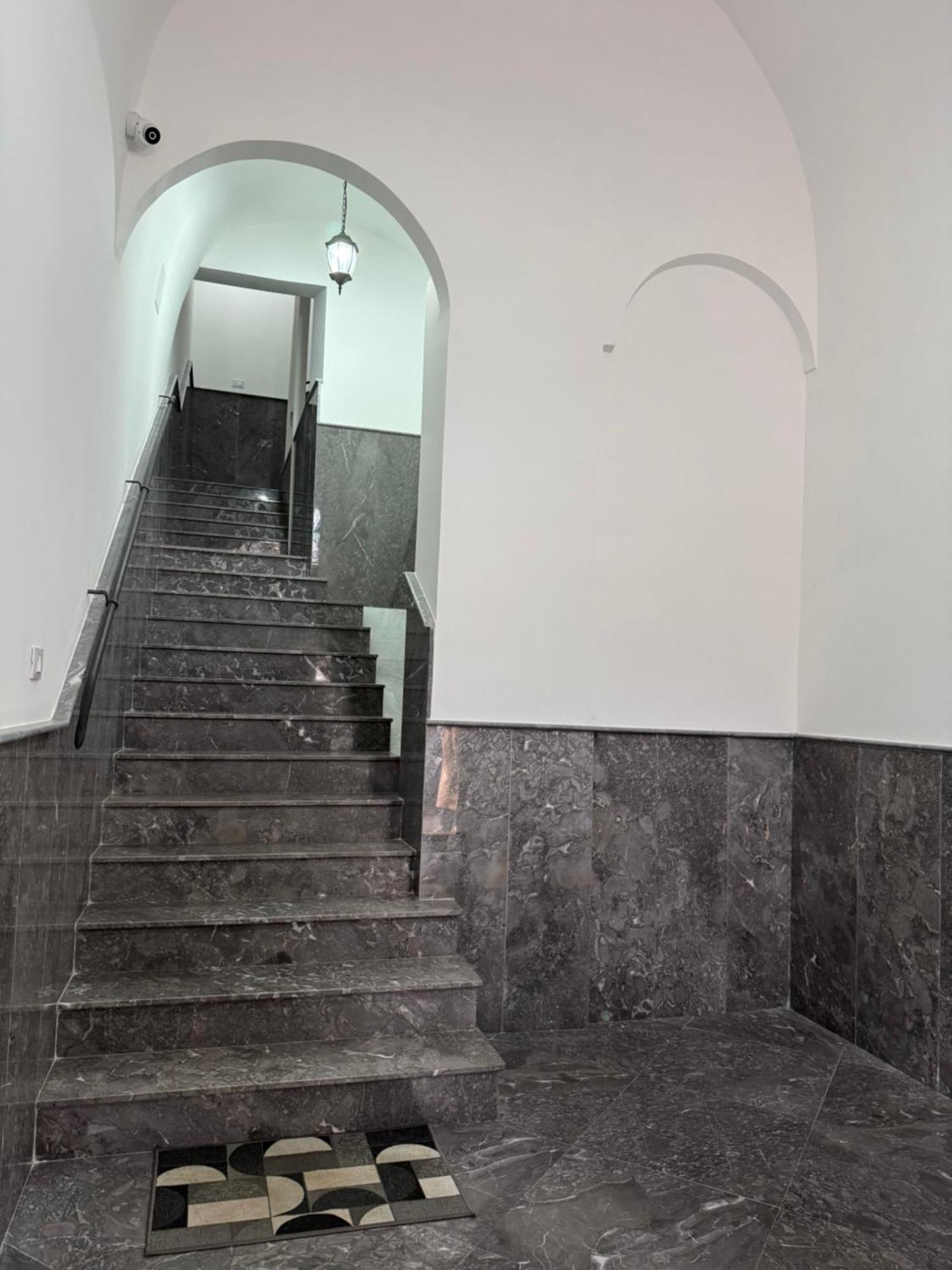 Santa Rosalia Suites Palermo Bagian luar foto