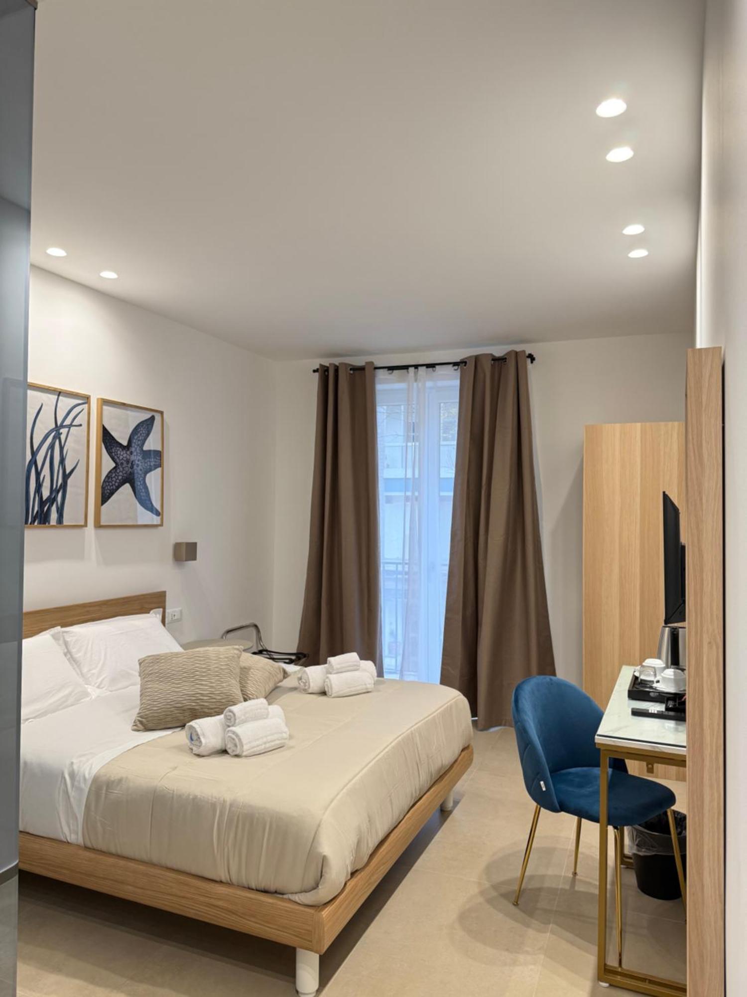 Santa Rosalia Suites Palermo Bagian luar foto