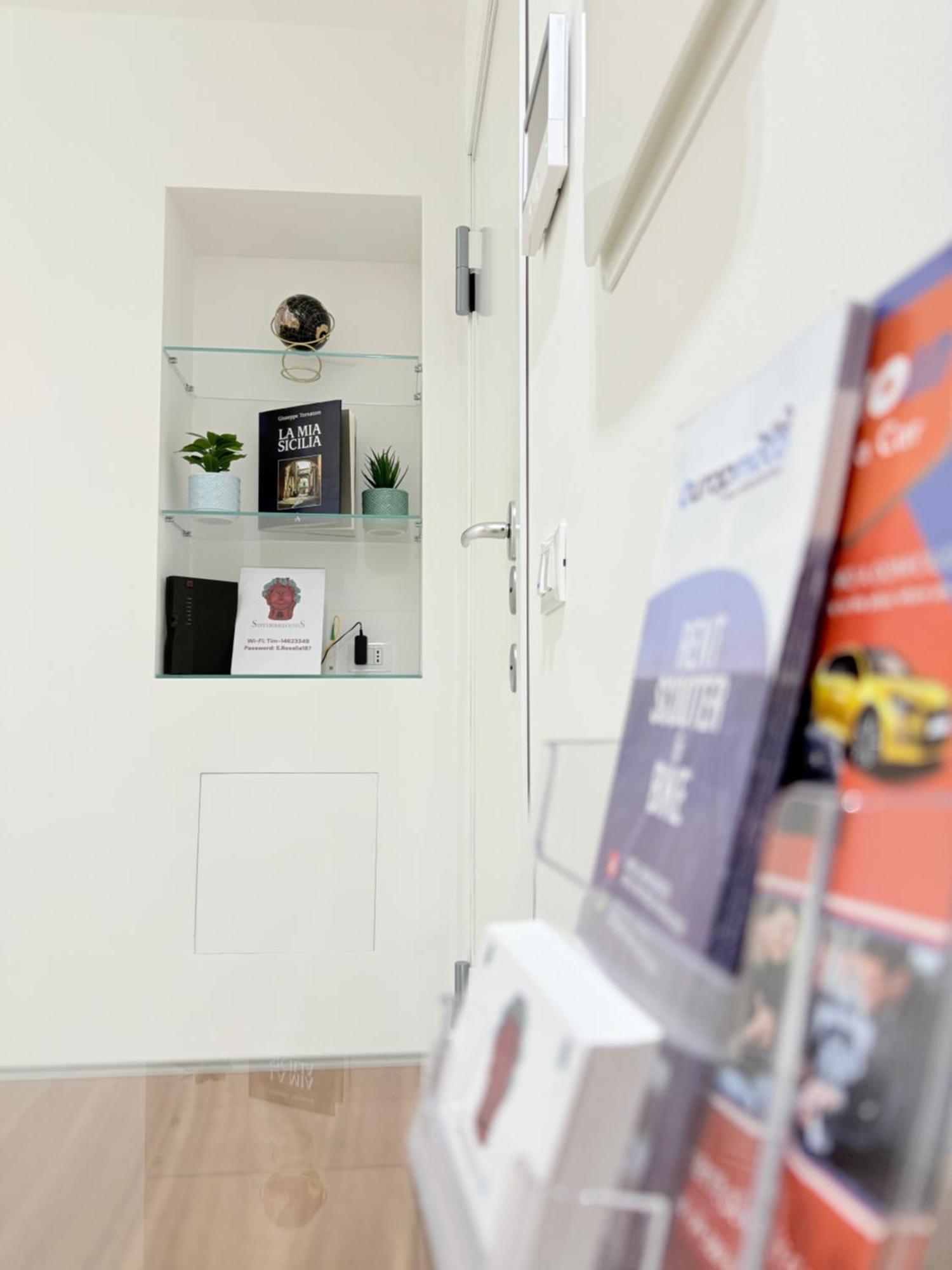 Santa Rosalia Suites Palermo Bagian luar foto
